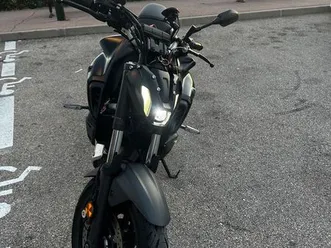 mt07 full black 2021