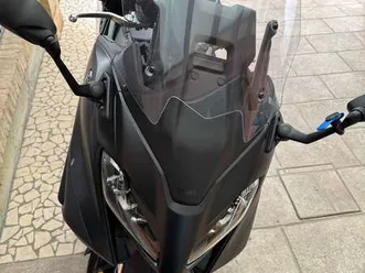 yamaha tmax 560 standard nero
