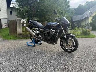1100r