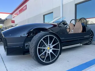 2021 vanderhall venice gt