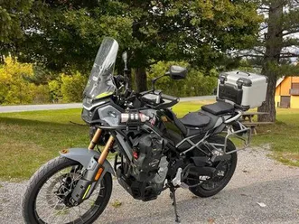 cf moto 450 mt équipée voyage