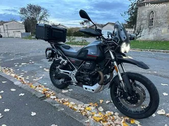 moto guzzi v85tt 2023