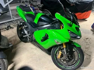kawasaki zx6r