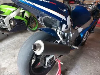 suzuki 600 gsxr srad piste