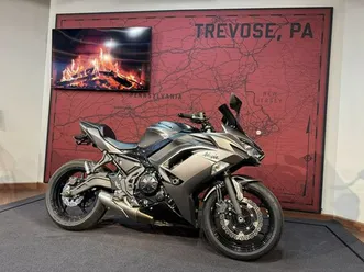 2021 kawasaki ninja® 650 abs metallic graphite gray/metallic spark black