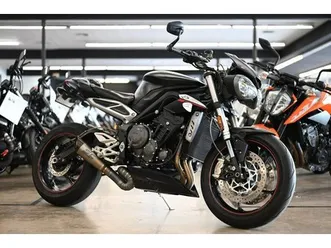 2019 triumph street triple 765 rs