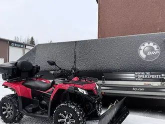 520l 2-paikkanen lumilevyllä yms!