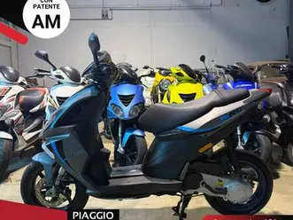 piaggio nrg power grigio