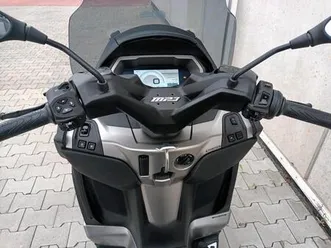 piaggio mp3 530