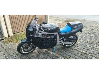 suzuki gsxr 750 schöner umbau