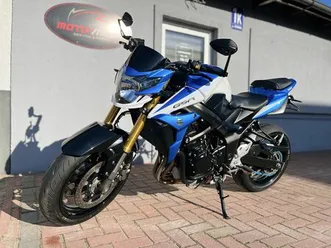 suzuki gsr 750 super stan ,film youtube bartoszyce