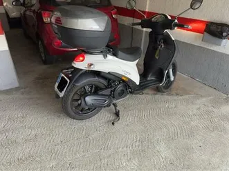 piaggio - piaggio liberty 125 4t deliver