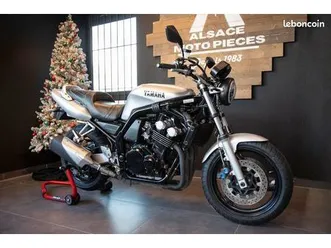 tres belle yamaha 600 fazer roadster -a2