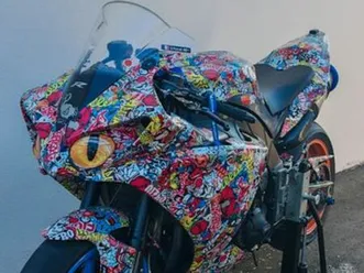 yamaha r1 crossplane 2011 piste/route cg