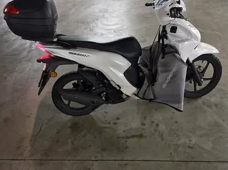 honda nsc110 - 2021 - première main - excellent état