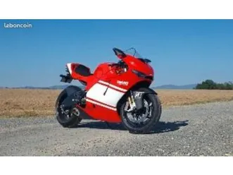 ducati desmosedici d16 rr