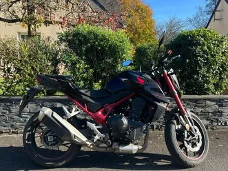 honda cb 750 hornet 2024 – 9 900 km – quickshifter