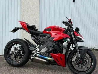ducati streetfighter v2