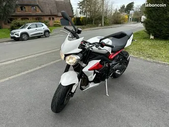 triumph street triple r abs - jeu de soupapes ok - entretien ok