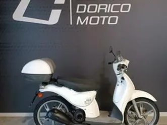 aprilia scarabeo 50