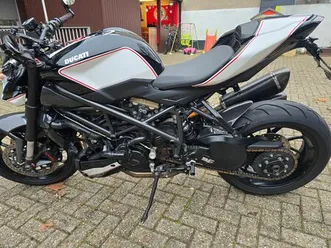 ducati streetfighter 848