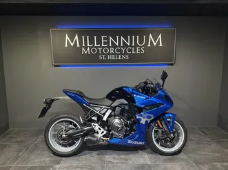 suzuki gsx-8r one owner sports bike 776 cc