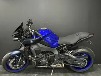 yamaha mt-10 2023 1000 cm3 | moto roadster | 10 917 km | bleu | 33700 merignac