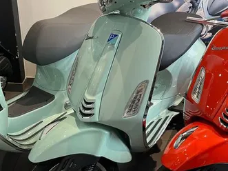 vespa primavera 125 vert promotion