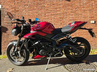 triumph - street triple rs - red carnival - 4400kms