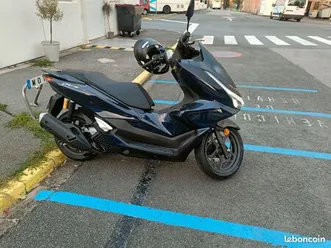 scooter 125cm³ honda pcx dx