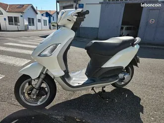 scooter piaggio 50 cm