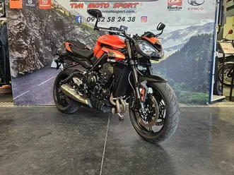 triumph street triple 765 r a partir de 189 euros / mois