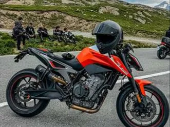 ktm duke 790