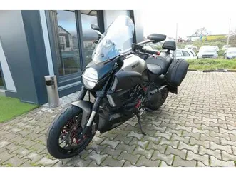 ducati diavel strada