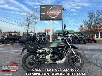 2022 moto guzzi v85 tt