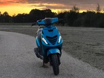 zip 4t 50cc fast — scooters | piaggio — marktplaats