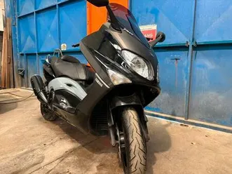 yamaha - t max 500