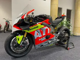 ducati panigale v4 r