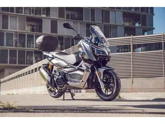 qj motor atr 125 vč kufru novinka 2026 objednávejte