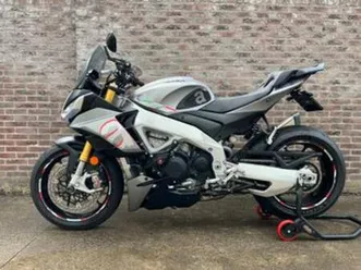 aprilia tuono v4 1100 rr (bj 2021) +- 17100 km gelopen hij i — motoren | aprilia — marktplaats