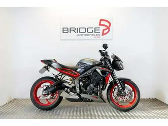 used-triumph-street-triple-765-rs-for-sale-in-exeter