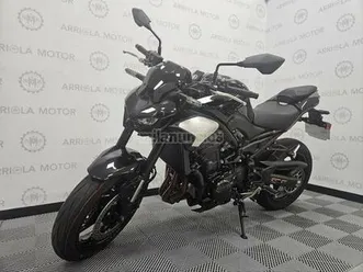 kawasaki - z 900