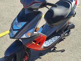 a vendre scooter tgb bullet 50 ccm2temps
