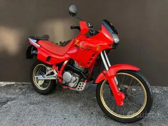 honda nx 650 dominator