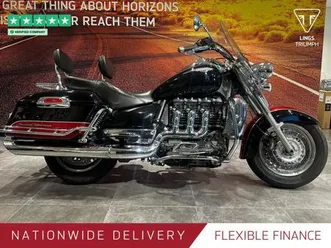 triumph rocket touring 2500 cc