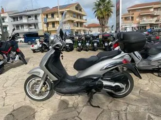 piaggio beverly 500