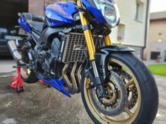 yamaha fz8 acrapovic (заводски) shad седалки