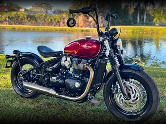 2022 triumph bonneville bobber