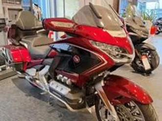 honda gl 1800 tour dct