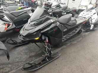 2023 ski-doo mxz® x-rs® rotax® 850 e-tec ice r_10.25